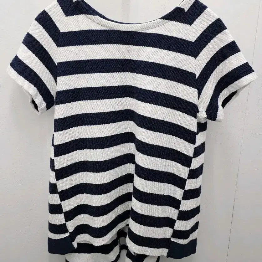 [BUNJANG] Massimo Dutti Striped Knit Short Sleeve T-Shirt / 마시모두띠 스트라이프 니트 반팔 티셔츠