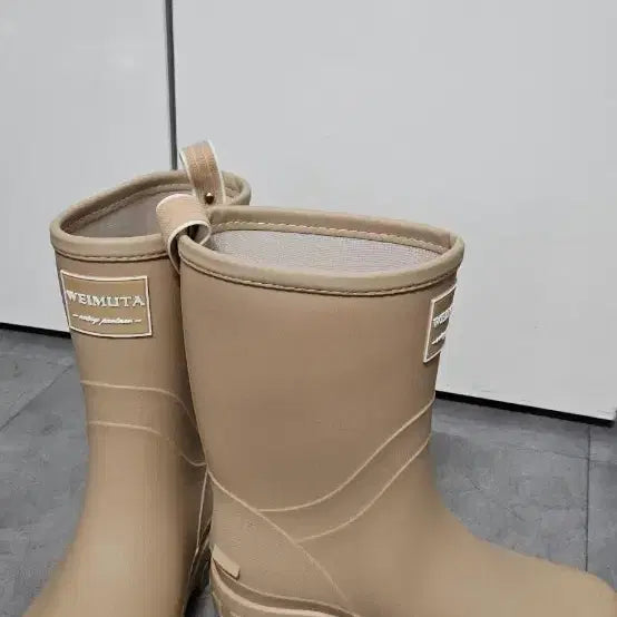 [BUNJANG] WEIMUTA Beige Rain Boots Size 39 / 미착용 WEIMUTA 웨이무타 베이지색 레인부츠 39사이즈