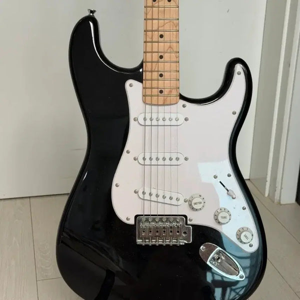 [BUNJANG] Squier Electric Guitar Black + Amplifier Set / 스콰이어 일렉기타 블랙 + 앰프세트