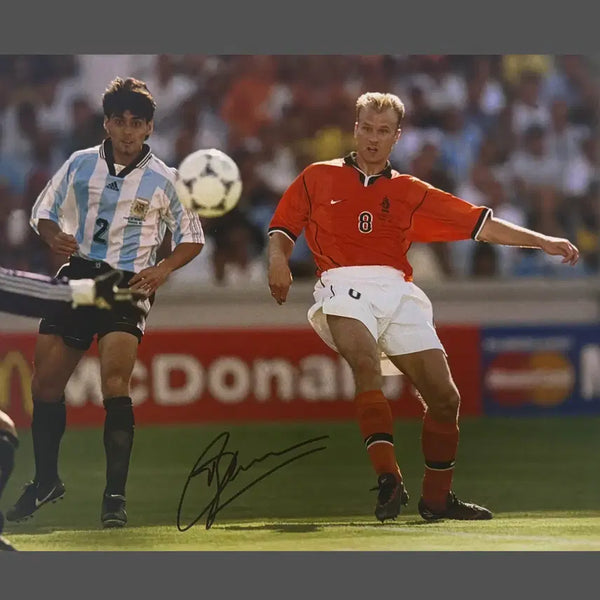 [BUNJANG] Dennis Bergkamp Signed Netherlands National Team Photo (ICONS Certified) / [ICONS 인증] 데니스 베르캄프 친필 사인 네덜란드 국가대표 포토