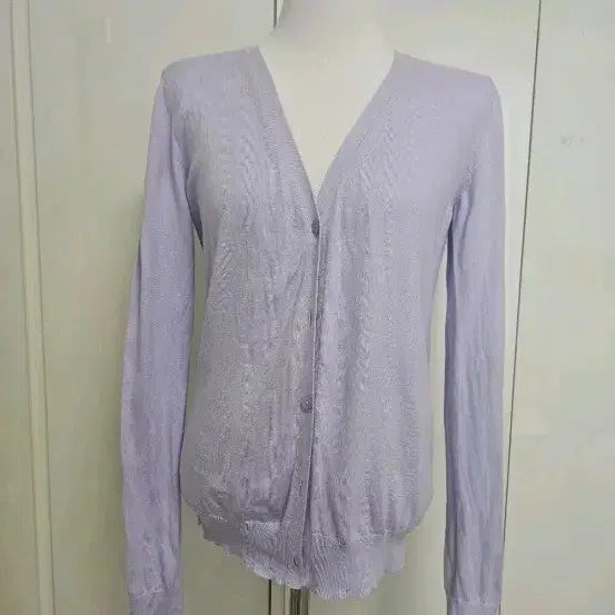 [BUNJANG] Uniqlo Lavender V-Neck Cardigan / 유니클로 라벤더색 브이넥 가디건