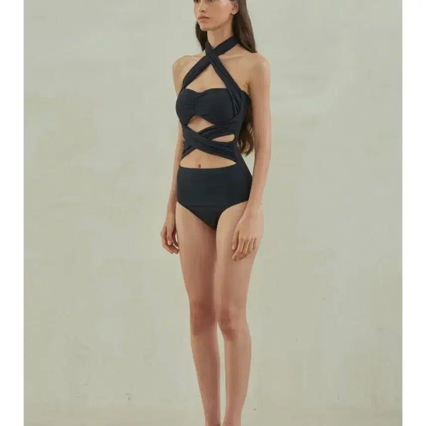 [BUNJANG] Florida Ticket Shirring Holter One-Piece Swimsuit / 플로리다티켓 모노키니 비키니 수영복