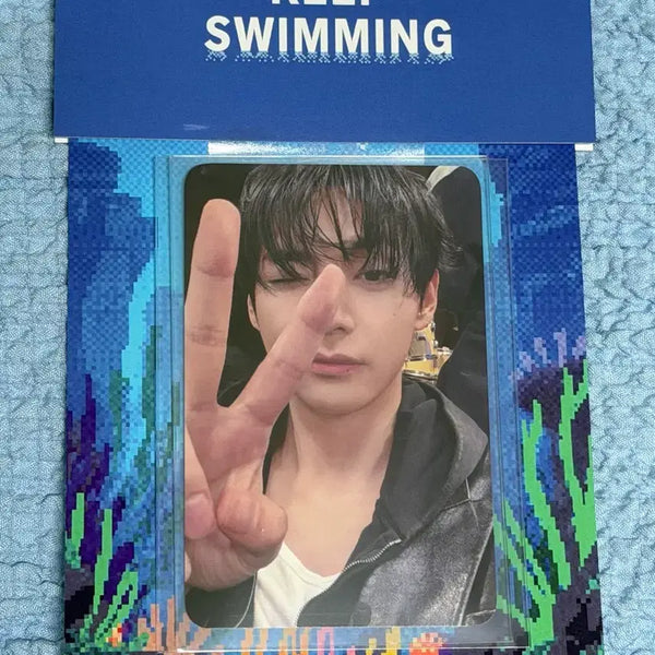 [BUNJANG] BTS Keep Swimming Event Taehyung Photocard / 방탄소년단 킵 스위밍 이벤트 포카 태형