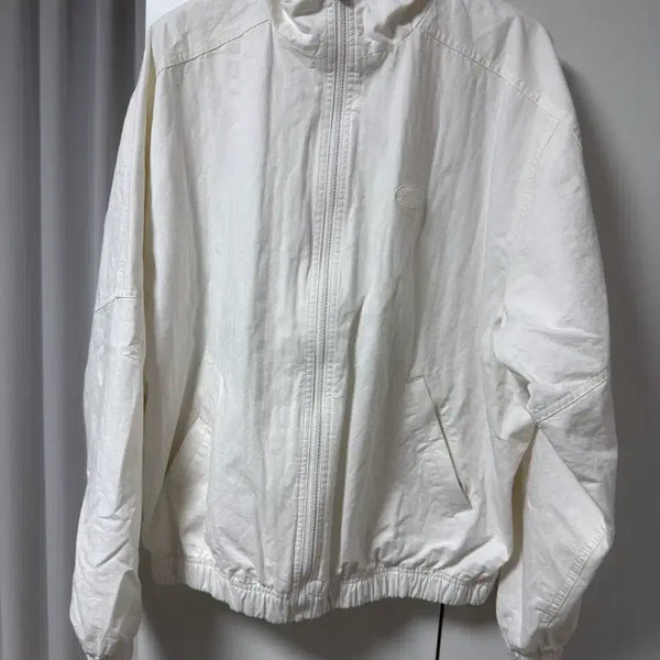 [BUNJANG] Abie Mua Windbreaker Jacket / 아비에무아 윈드브레이커 자켓