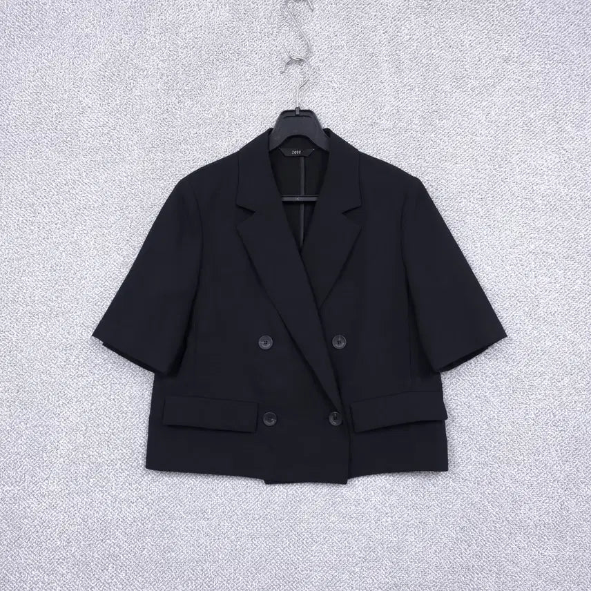 [BUNJANG] ZOOC 22SS Women's Black Padded Short Sleeve Double Breasted Jacket / 주크(ZOOC) 22SS 여성 블랙 숄더패드 더블 반팔 자켓 55