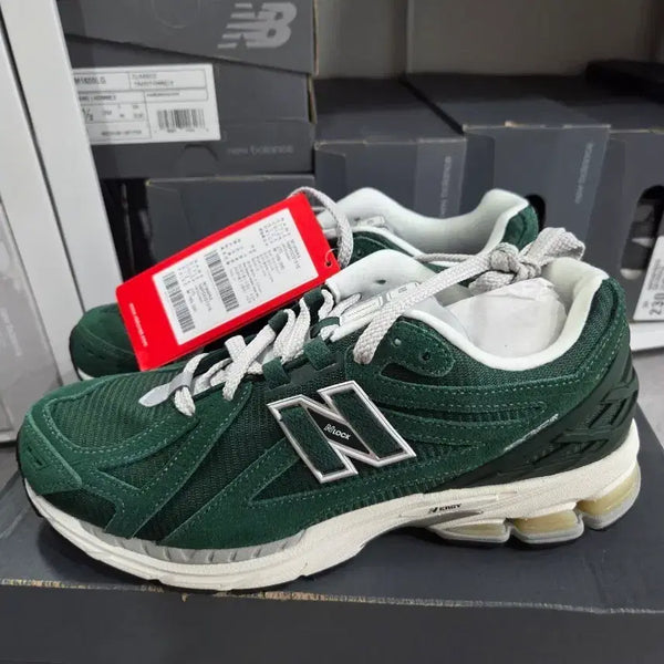 [BUNJANG] New Balance M1906RX Suede Sneakers - Size 270 / 뉴발란스 M1906RX 270사이즈 새상품