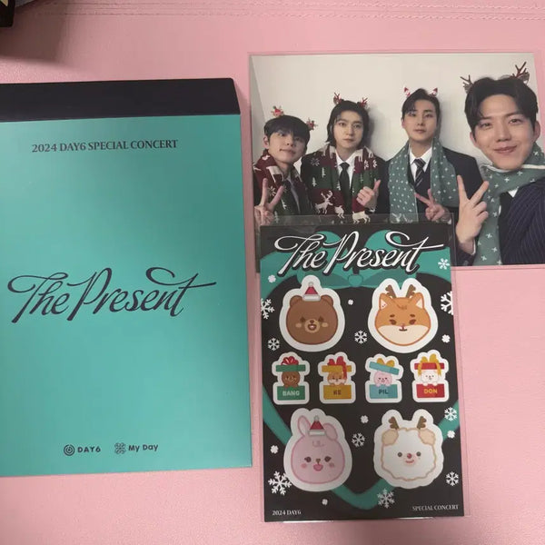 [BUNJANG] Day6 2024 Concert Entry Kit Postcard Sticker Set / 데이식스 2024 24 클콘 입장키트 엽서 스티커 양도 판매