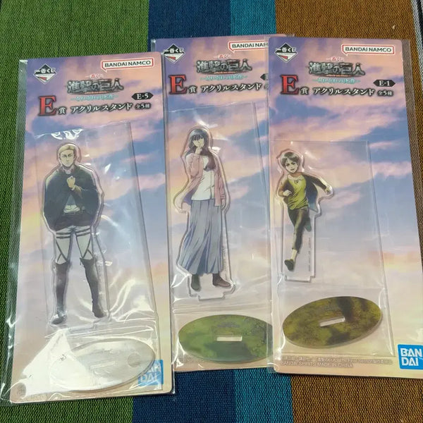 [BUNJANG] Attack on Titan Shingeki no Kyojin Kuji Ichiban Kuji E Prize Acrylic Stand Set / 진격의 거인 진격거 쿠지 제일복권 E상 아크릴 스탠드 3종