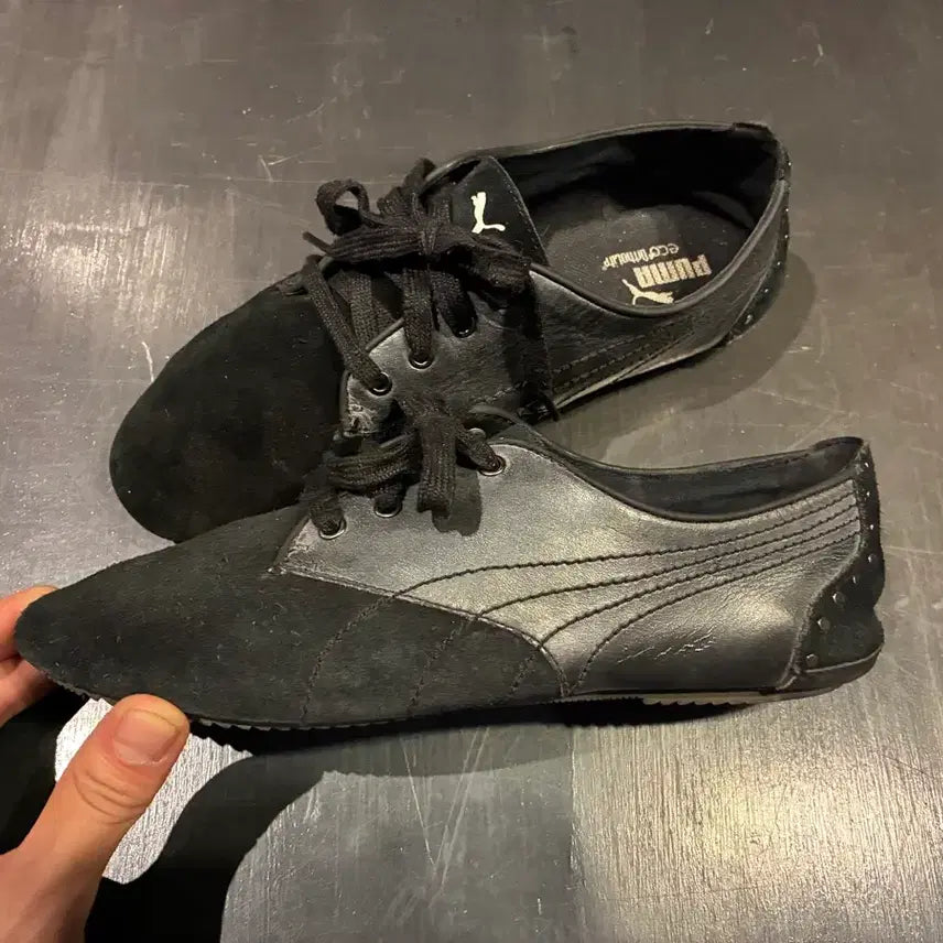 [BUNJANG] Puma Suede Leather Studded Flat Shoes / 240) 푸마 스웨이드 가죽 스터드 플랫슈즈