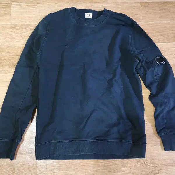 [BUNJANG] CP Company Black Sweatshirt / CP컴퍼니 블랙 맨투맨