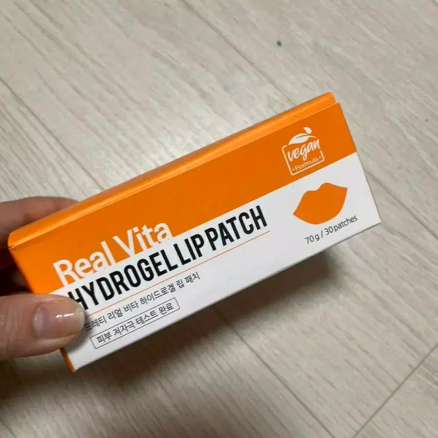 [BUNJANG] Pretty Real Vita Hydrogel Lip Patch (30 Sheets) / 프레티 리얼 비타 하이드로겔 립 패치 30매