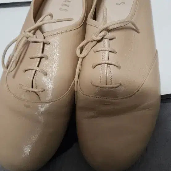 [BUNJANG] Daks Lace-up Patent Leather Loafers 240 / 닥스  레이스업 에나멜 가죽단화  240