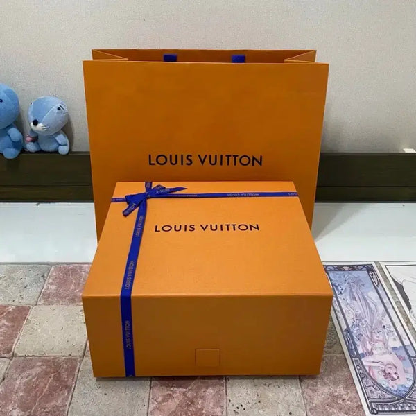 [BUNJANG] Louis Vuitton Box with Ribbon and Shopping Bag / 루이비통 가방박스(30x27x14) + 리본 + 쇼핑백