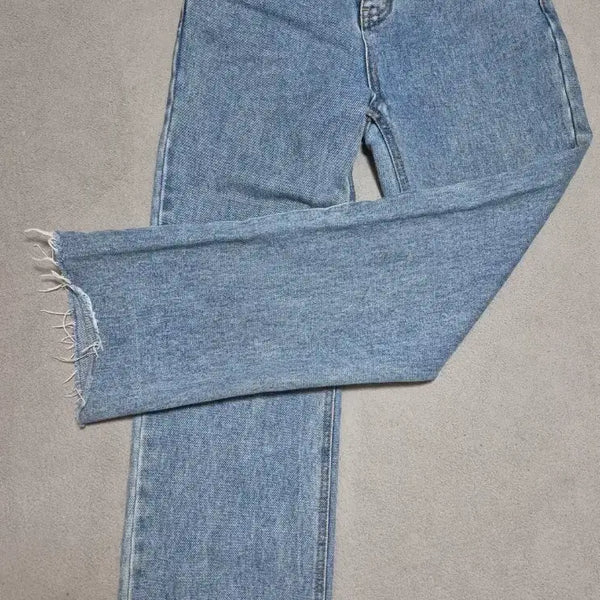 [BUNJANG] Denim Cut Jeans / 데님 청바지 컷팅진