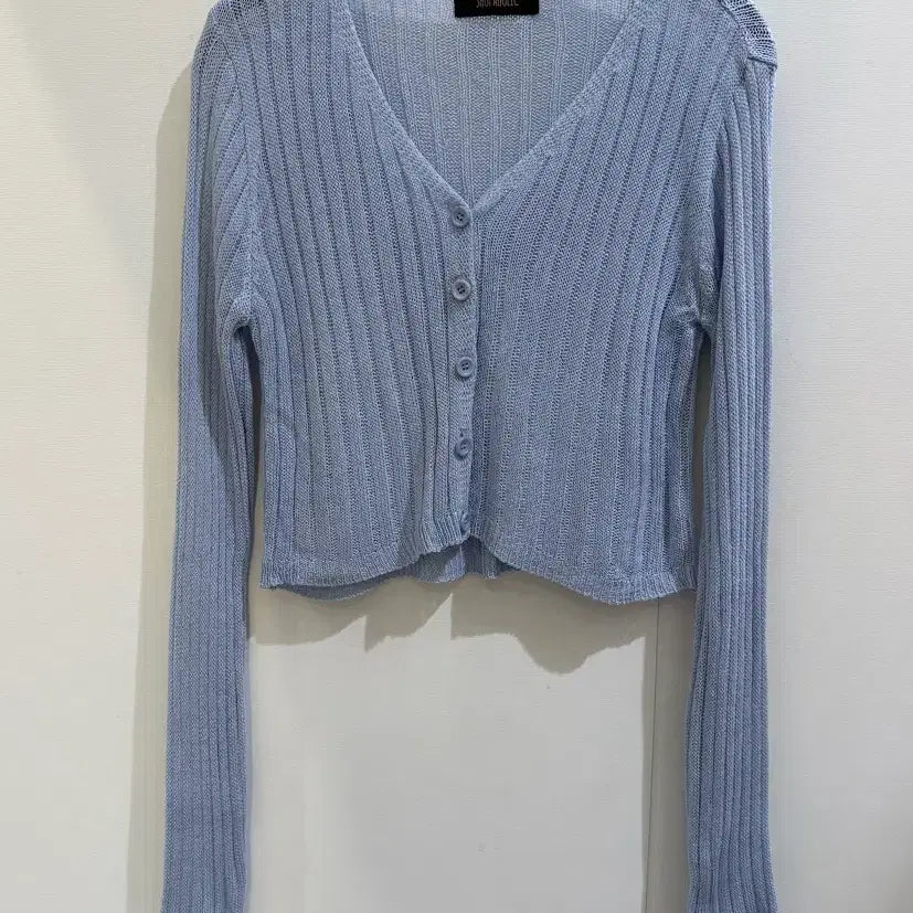 [BUNJANG] Soft Fit Sky Blue V-Neck Cropped Ribbed Cardigan / 새상품/여리핏 하늘색 브이넥 크롭 골지가디건 소라 여름가디건