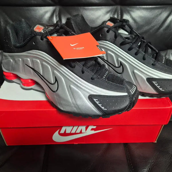 [BUNJANG] Nike Shox R4 Black Metallic Silver 265 / NIKE 나이키 샥스R4 블랙앤메탈릭 실버 265사이즈