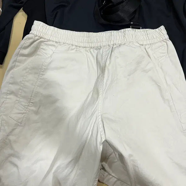 [BUNJANG] Uniqlo U Shorts / 유니클로 u 반바지