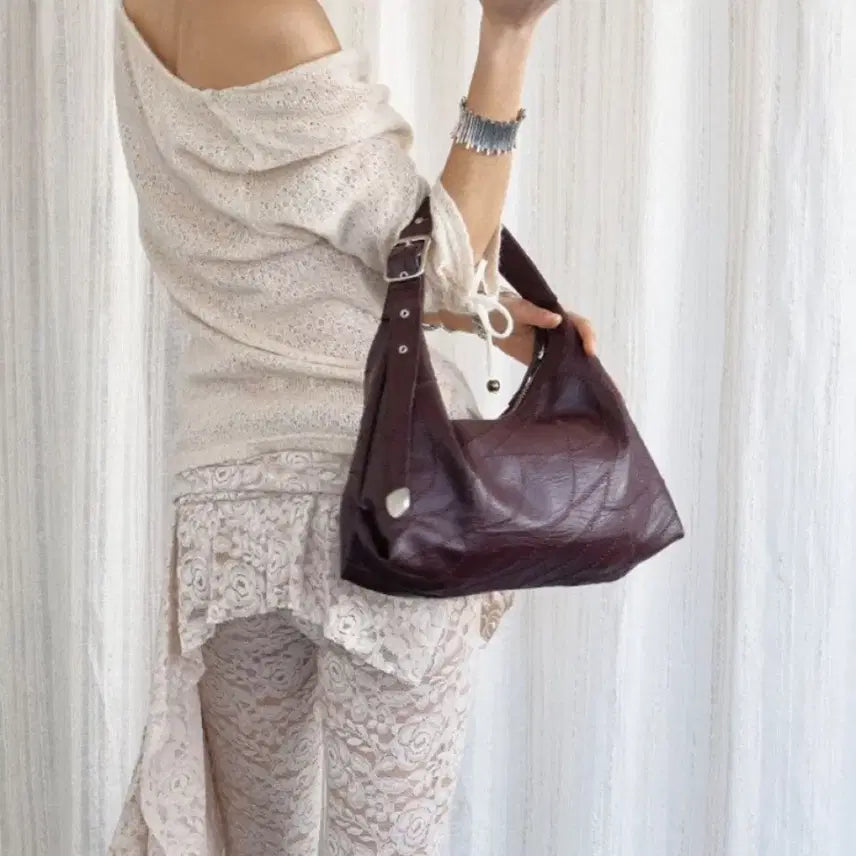 [BUNJANG] Sand Museum Cactus Hobo Bag Mini Burgundy / 샌드뮤지엄 CACTUS HOBO BAG MINI 버건디