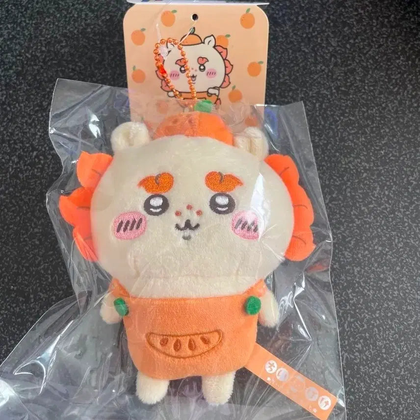 [BUNJANG] Chiikawa Orange "Shisa" Fruit Mascot Keychain / 2주 내 출고/치이카와) 치이포케 귤 시사 과일 마스코트 키링