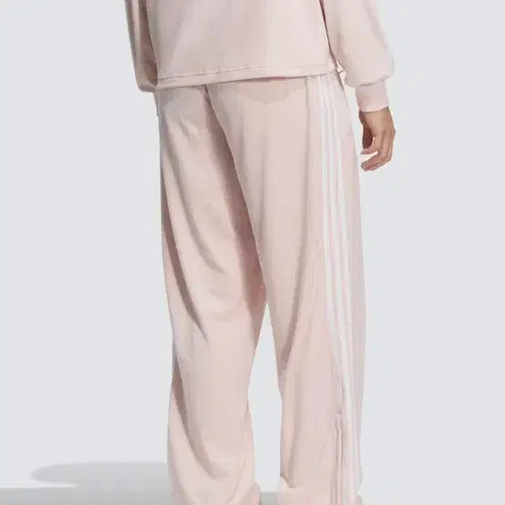 [BUNJANG] Adidas Firebird Velour Track Pants Sandy Pink / 파이어버드 벨루어 트랙 팬츠 - 샌디핑크 아디다스