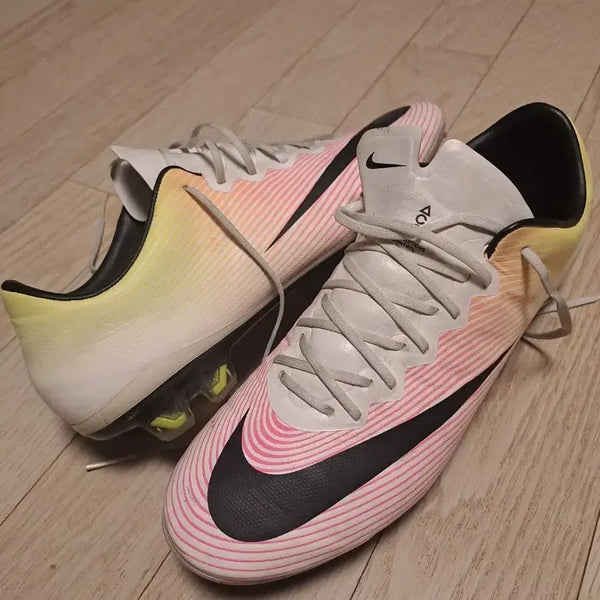 [BUNJANG] Nike Mercurial Vapor 10 Radiant Reveal Pack FG Soccer Cleats 250mm / 나이키 머큐리얼 베이퍼10 레디언트리빌팩 FG 250mm 최상급 축구화
