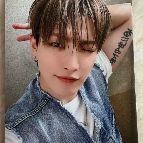 [BUNJANG] ATEEZ Hongjoong Photocard GOLDEN HOUR : Part.3 / 에이티즈 홍중 포토카드 포카 GOLDEN HOUR : Part.3
