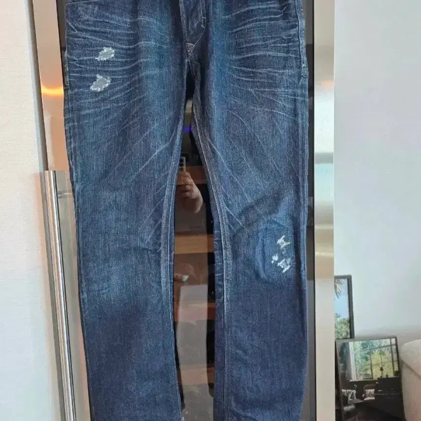 [BUNJANG] Diesel THAVAR Denim Jeans Size 30 / 디젤 THAVAR 데님진 30사이즈입니다.