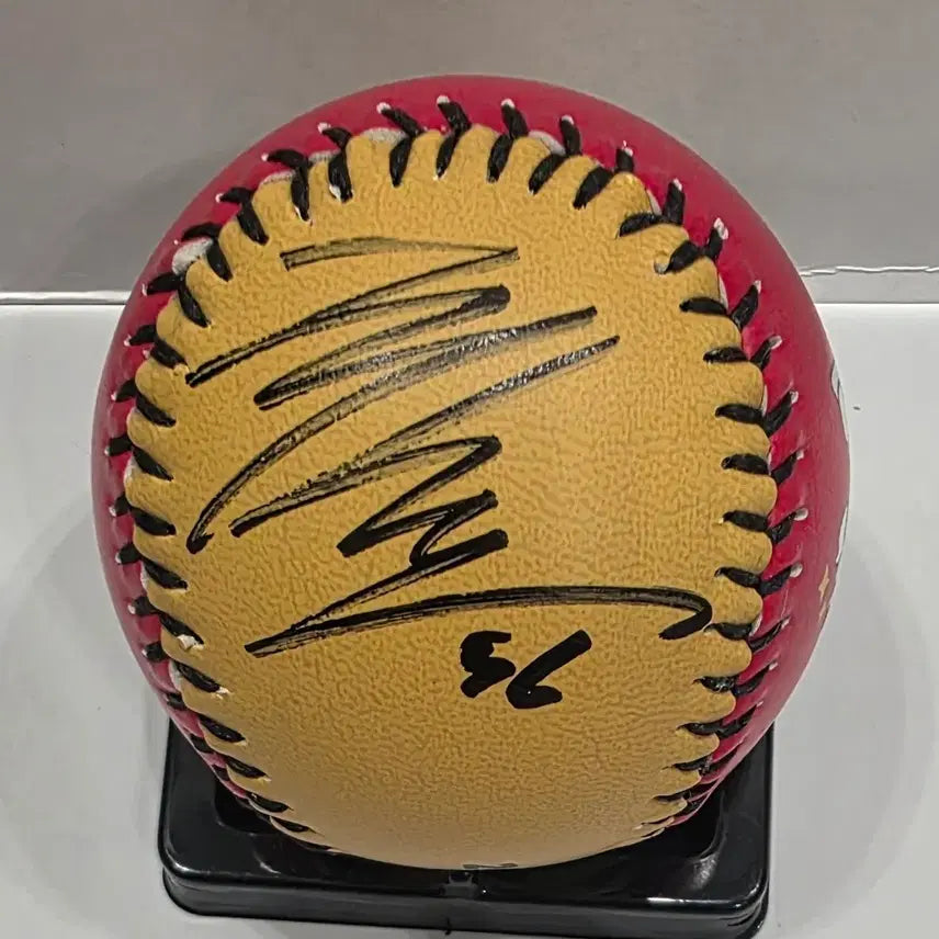 [BUNJANG] Jaehyun 2025 Kids Club Autographed Baseball / 박재현 2025 키즈클럽 안전구 싸인볼