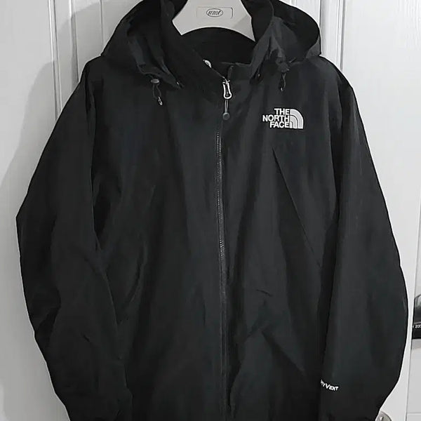 [BUNJANG] The North Face High Event Windbreaker Jacket Black / [노스페이스] 하이벤트 바람막이 자켓 블랙