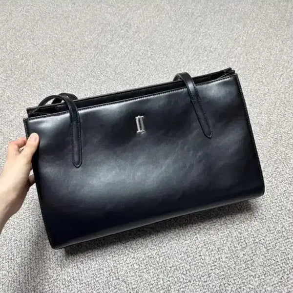 [BUNJANG] J.ESTINA MANO Long Shoulder Bag Black / 제이에스티나 MANO 롱숄더 블랙 대학생 직장인 가방