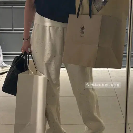 [BUNJANG] Delicious Blanc Painting Training Pants White / 딜리셔스블랑 페인팅 트레이닝팬츠 화이트(새상품)