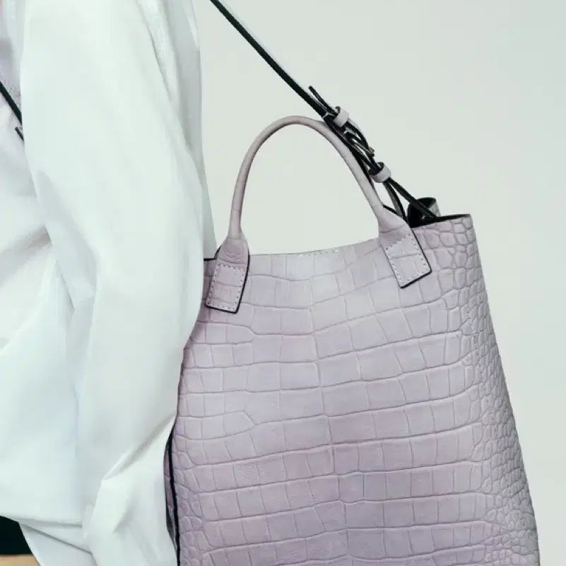 [BUNJANG] Acne Studios Lavender Hero Jeans Croc Bag / 아크네 스튜디오(Acne Studios) 라벤더 숄더백