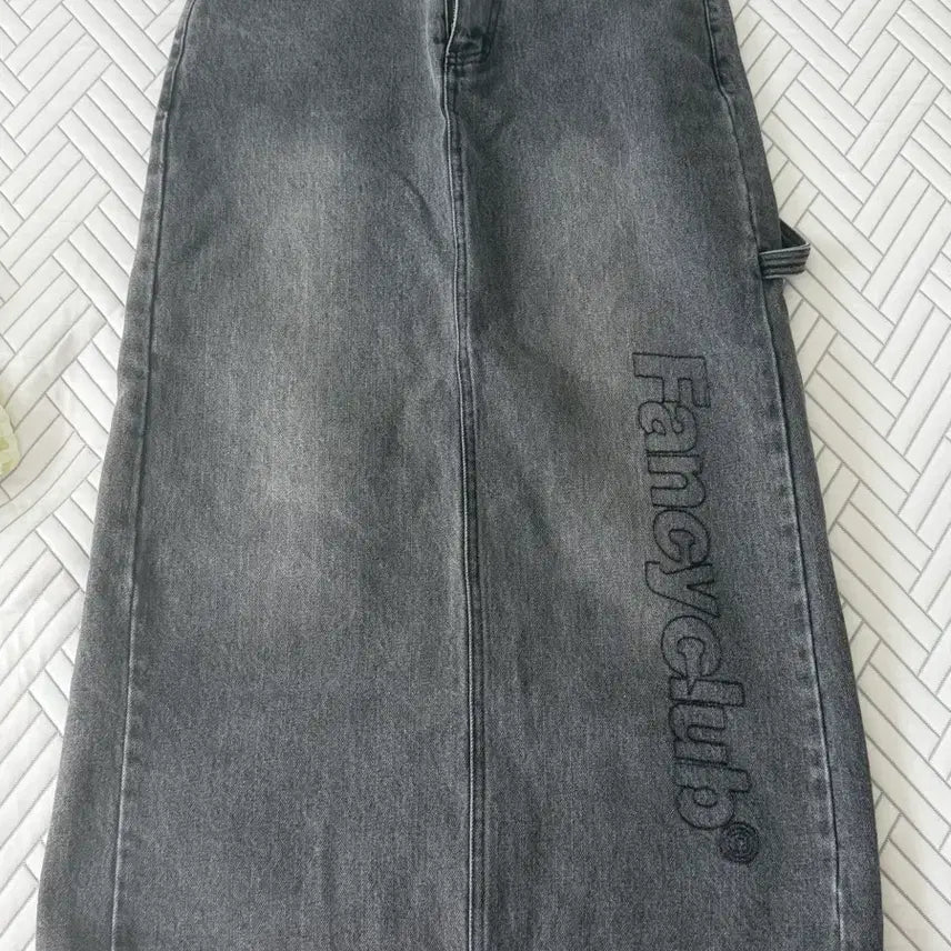 [BUNJANG] Fancy Club Black Denim Long Skirt / 팬시클럽 흑청 데님 롱스커트