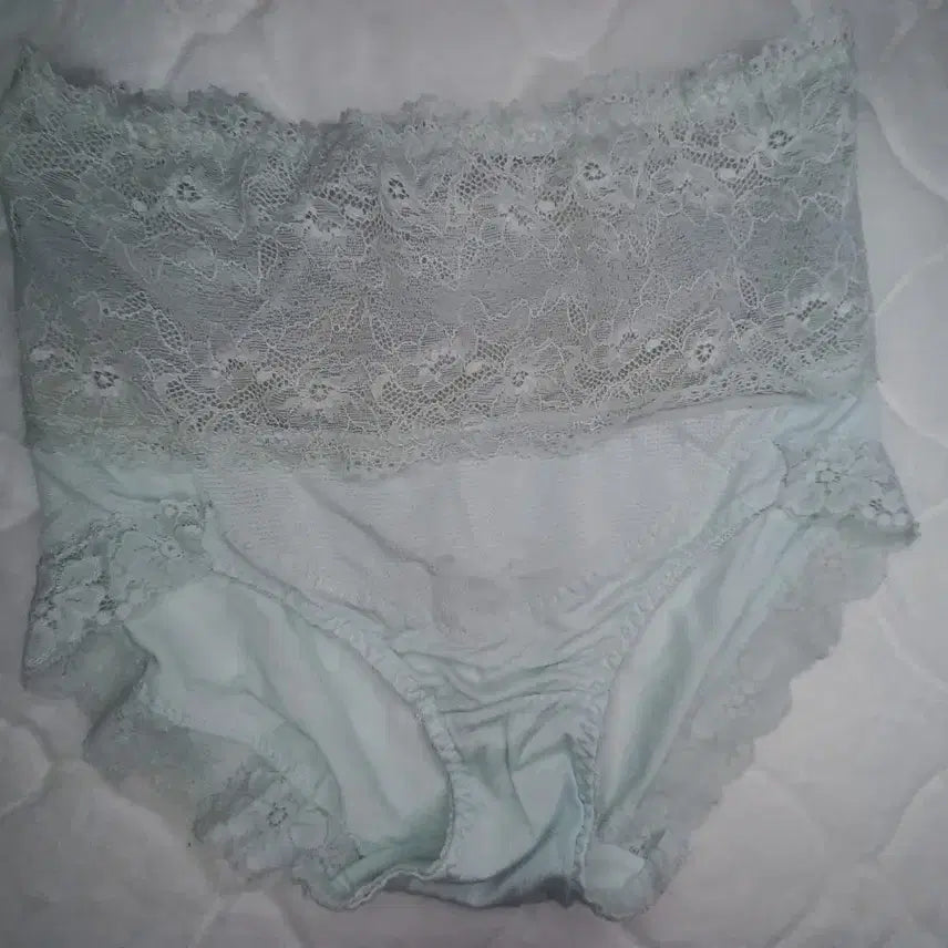 [BUNJANG] Lace Women's Panties Sky Blue Used / 레이스 여성 팬티 하늘색 중고