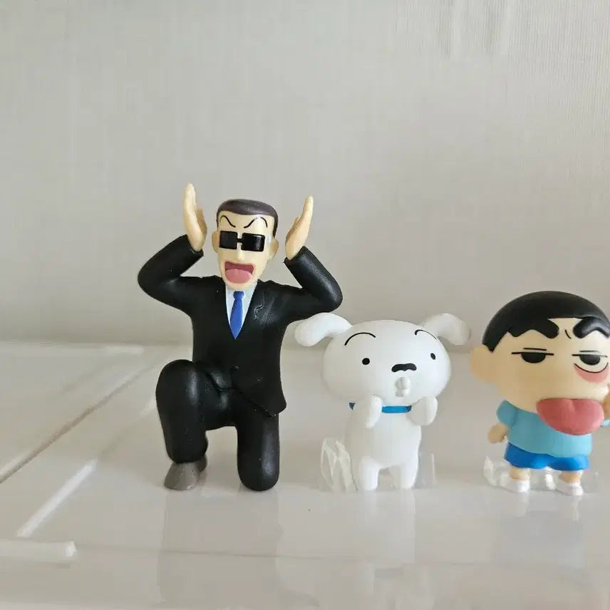 [BUNJANG] Crayon Shin-chan Shiro & Black Bear Gacha Bundle Set / 짱구 가챠 흰둥이 흑곰 일괄판매