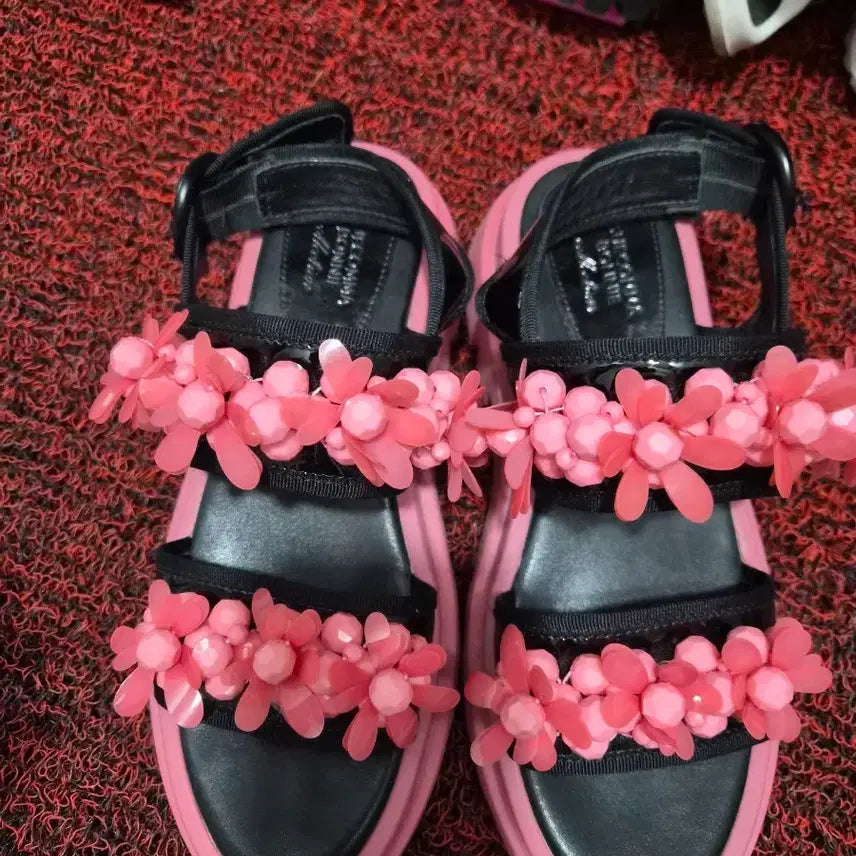 [BUNJANG] SCOMMAGNONI Sandals Size 37.5 / 슈콤마보니 샌들 37.5