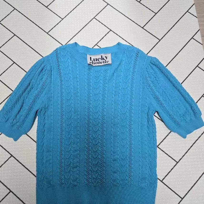 [BUNJANG] Lucky Chouette Blue Knit / 럭키슈에뜨 블루 니트