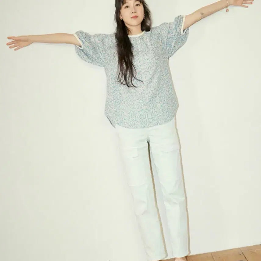 [BUNJANG] Thursday Island Lace Flower Blouse / 써스데이아일랜드 레이스 플라워 블라우스