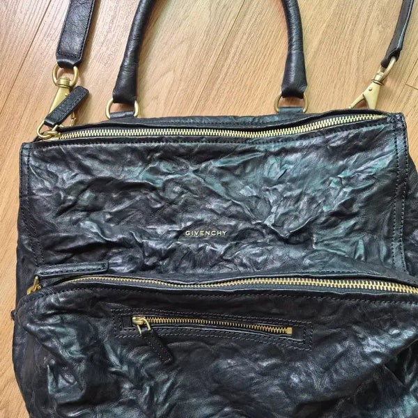 [BUNJANG] Givenchy Black Leather Shoulder Bag Large / 지방시 블랙 가죽 숄더백 라지사이즈