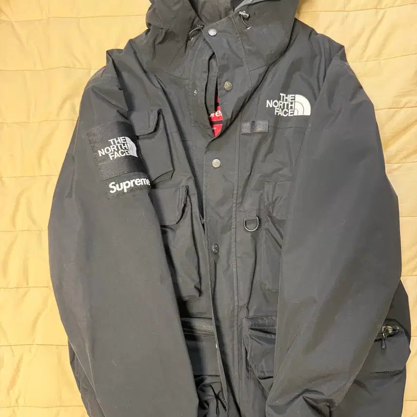 [BUNJANG] The North Face Supreme Cargo Jacket Black L / 노스페이스 슈프림 카고자켓 판매합니다