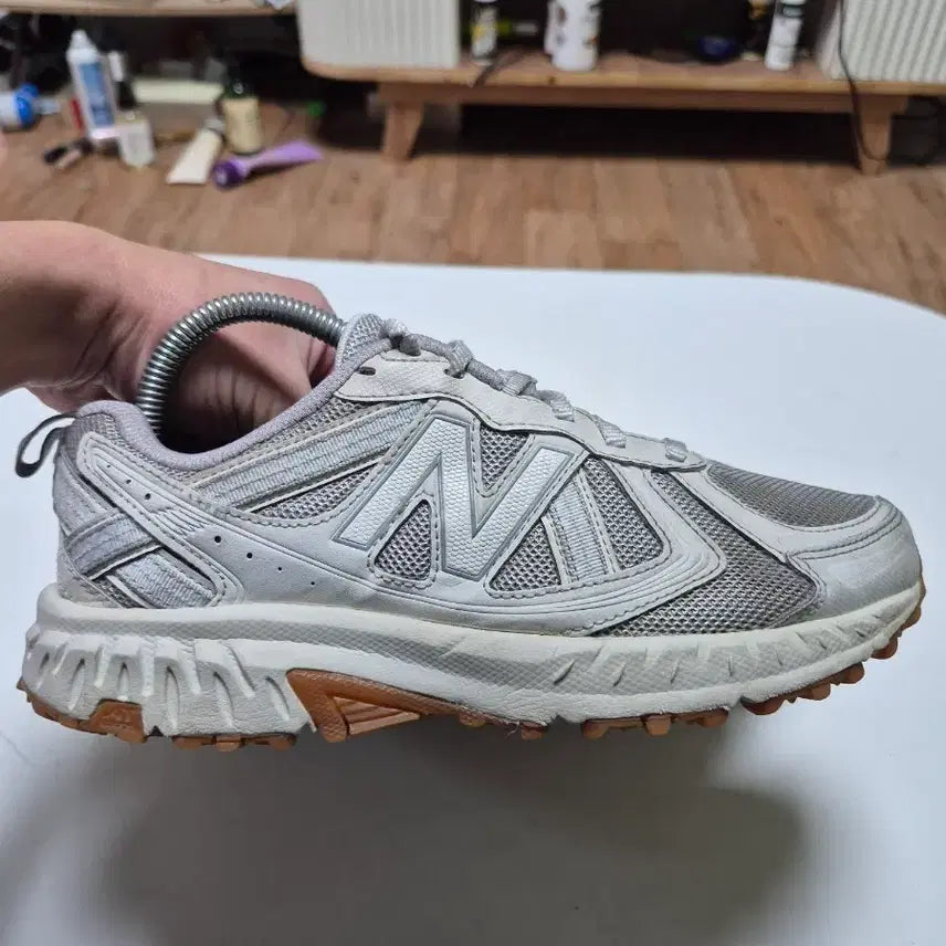 [BUNJANG] New Balance Women's Hiking/Trekking Shoes - Size 245 / 뉴발란스 운동화 245 사이즈