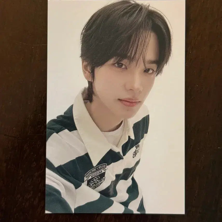 [BUNJANG] TWS Fan Meeting Hoodie Photocard Shinyu 42 Club Fan Meeting / 투어스 팬미팅 후드집업 포카 신유 포카42클럽 팬미팅