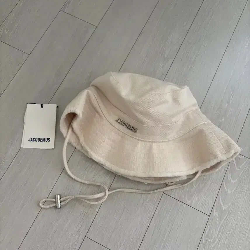 [BUNJANG] Jacquemus Bucket Hat / 자크뮈스 버킷햇 60