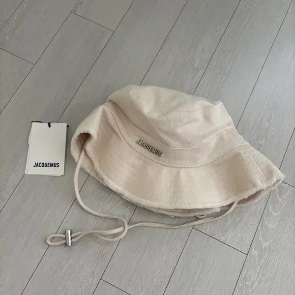 [BUNJANG] Jacquemus Bucket Hat / 자크뮈스 버킷햇 60