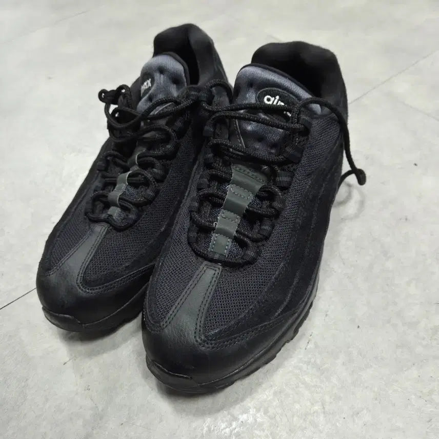 [BUNJANG] Nike Air Max 95 Triple Black / 나이키 에어 맥스 95 트리플 블랙 260