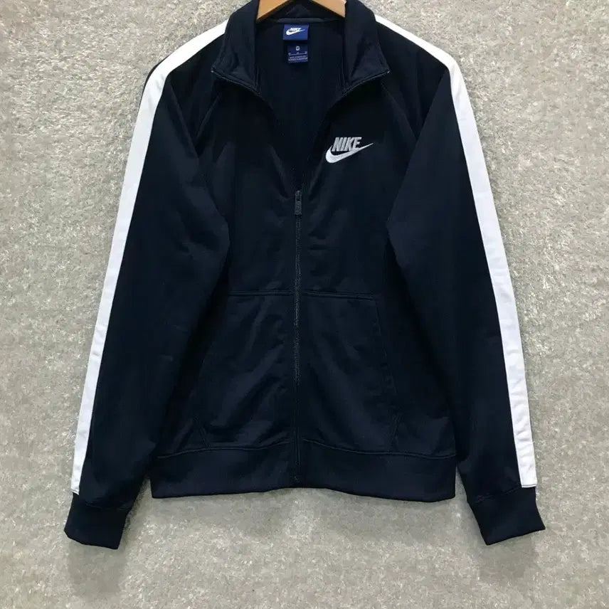 [BUNJANG] Nike Zip-Up Jacket Size 95 / 나이키 집업 95