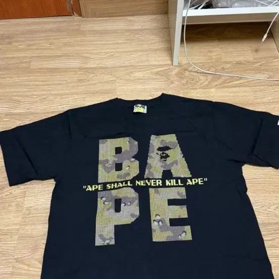 [BUNJANG] Bape Short Sleeve T-Shirt Black L / 베이프(Bape) 반팔 티셔츠 블랙 L