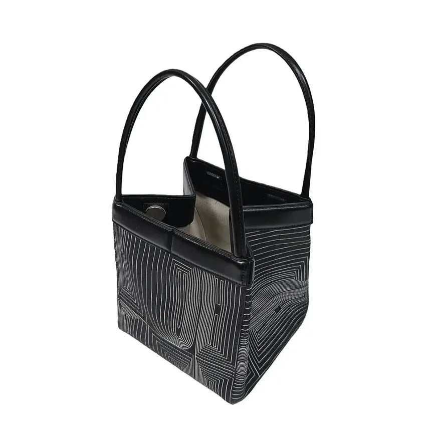 [BUNJANG] KUHO Modern Square Geometric Graphic Logo Dot Handle Bag / #KUHO 구호 모던스퀘어 기하학 그래픽 로고 도트 핸들 R3