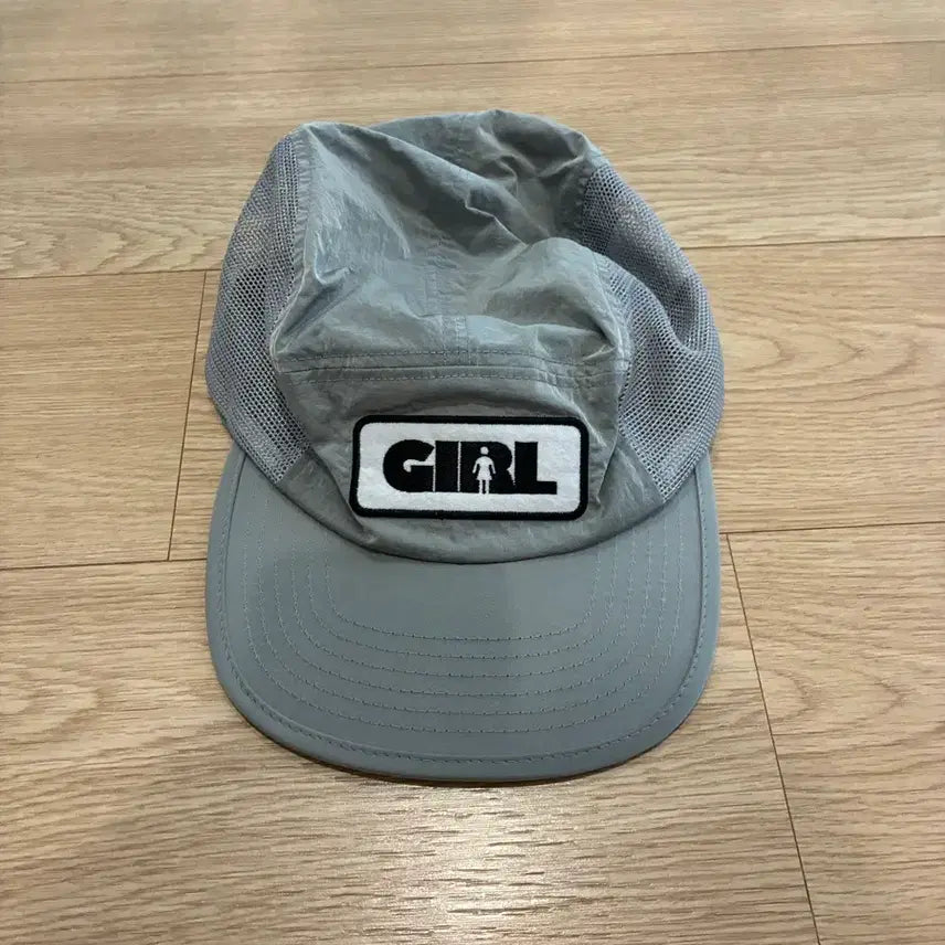 [BUNJANG] Girl Skateboards Grey Mesh Logo Patch Ball Cap / 걸스케이트보드 볼캡 그레이