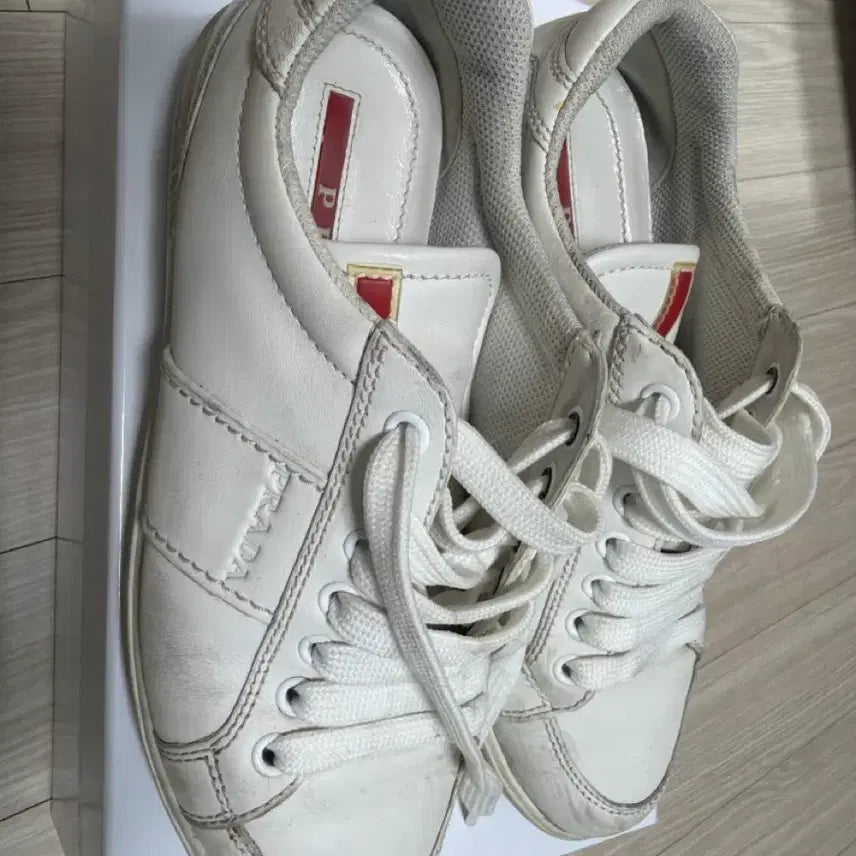 [BUNJANG] Prada White Sneakers / 프라다 화이트 스니커즈